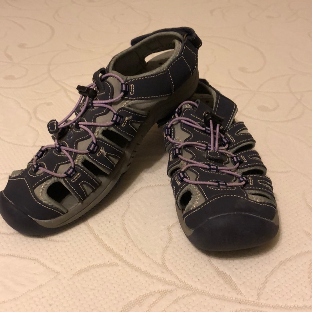 Khombu Jordyn water/hiking sandals